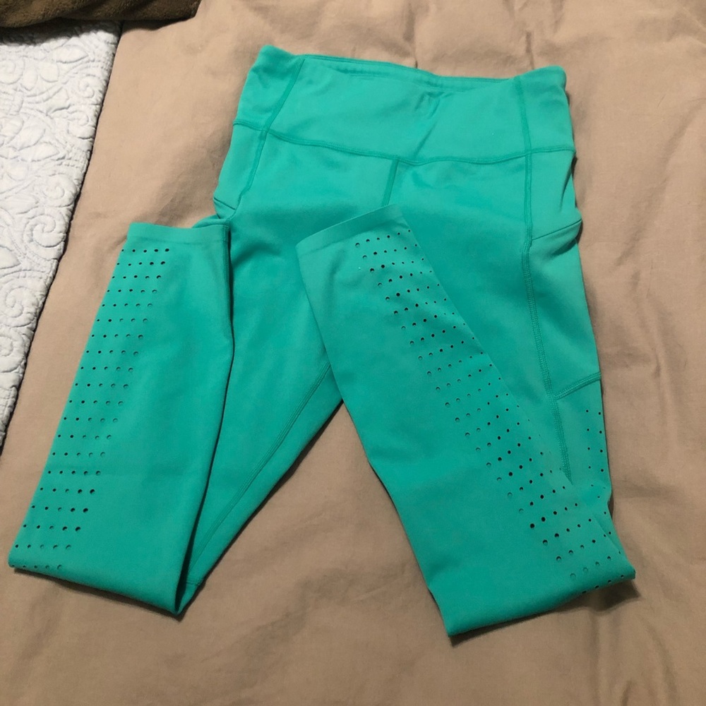 Athleta contender leggings